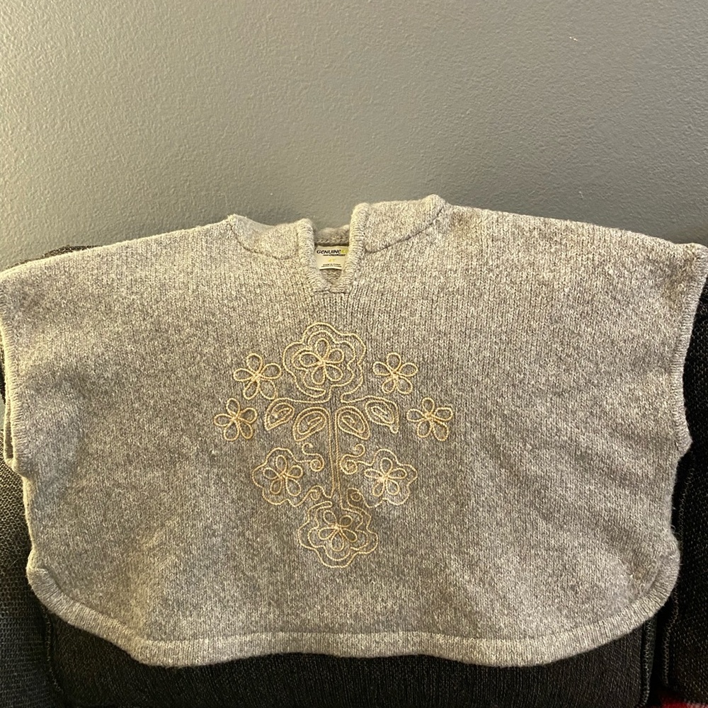 Oshkosh shawl